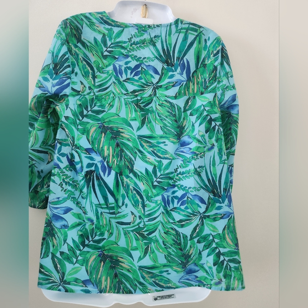 J. Jill Top Soft Cotton Green and Blue Leaf Print - Picture 2 of 9
